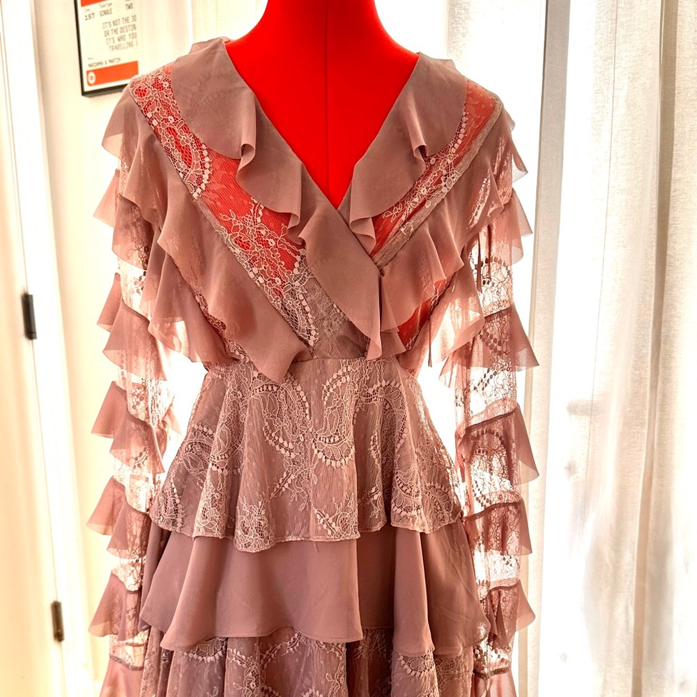 Glamorous Lilian lace dress small